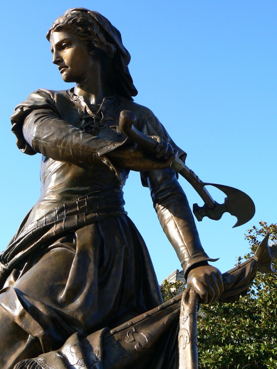 Statue Jeanne Hachette