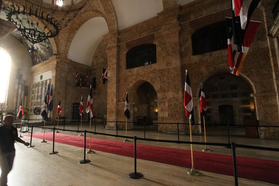 Saint Barbara's Church (Iglesia Santa Barbara)