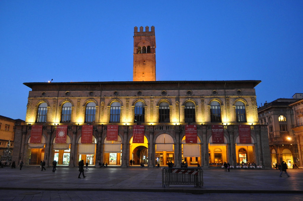 Palazzo Marescalchi