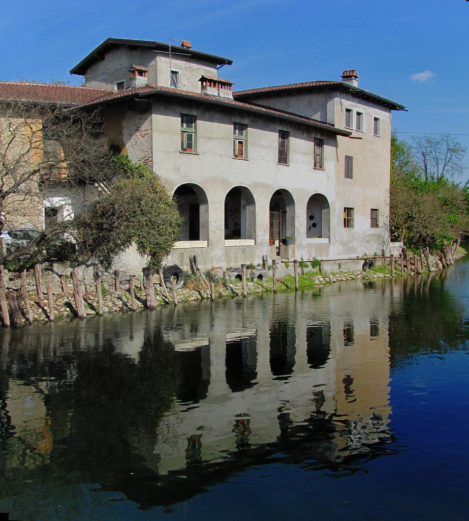 Villa Annoni, Cicogna, Bellora