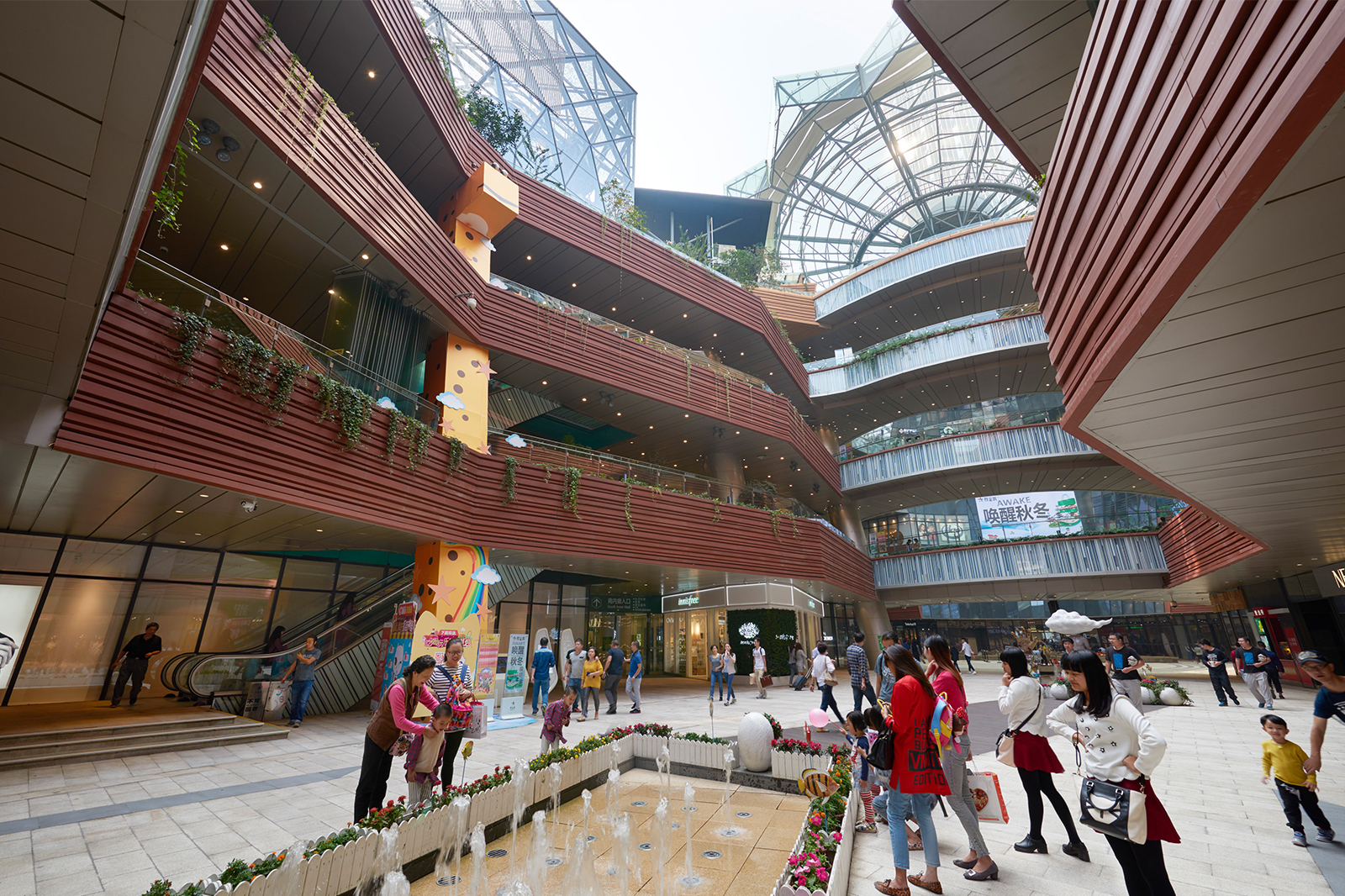 Kumming New World Shopping Mall