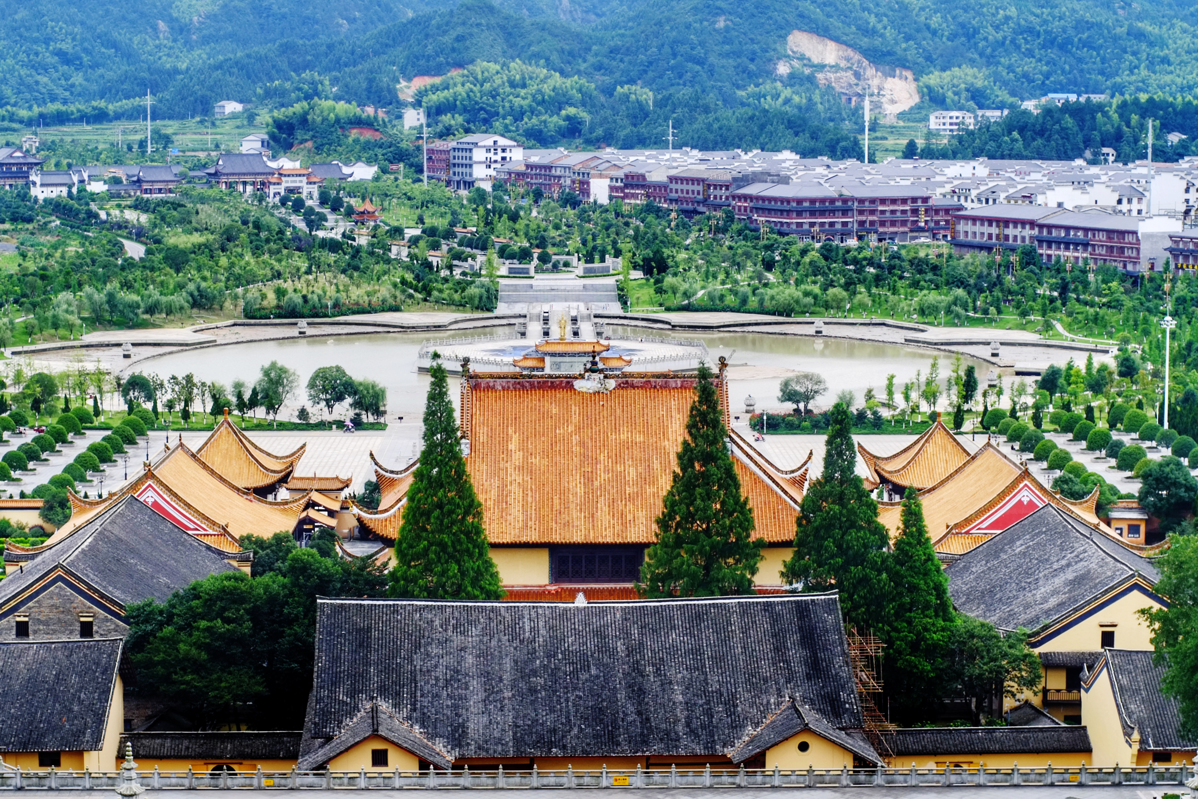 Linshan Temple