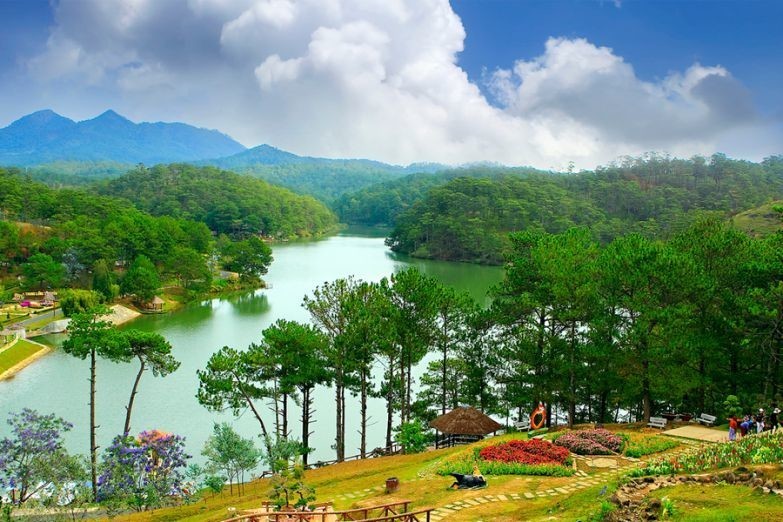 Da Lat, Ngay Thang Nam