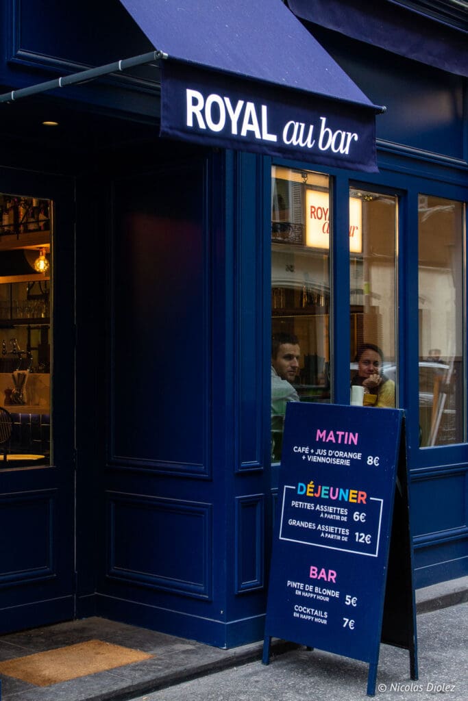 Royal au bar