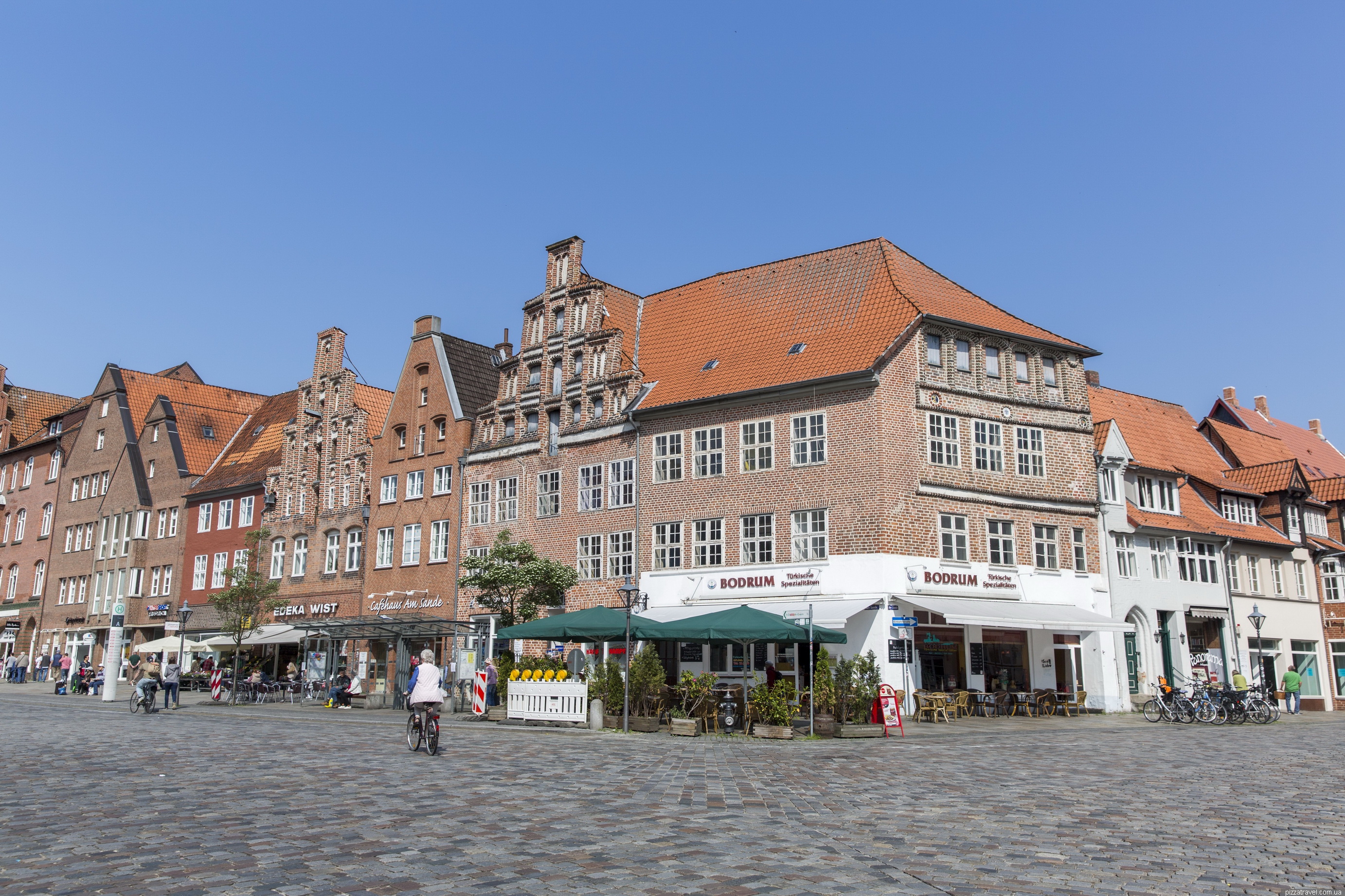 Kalandhaus