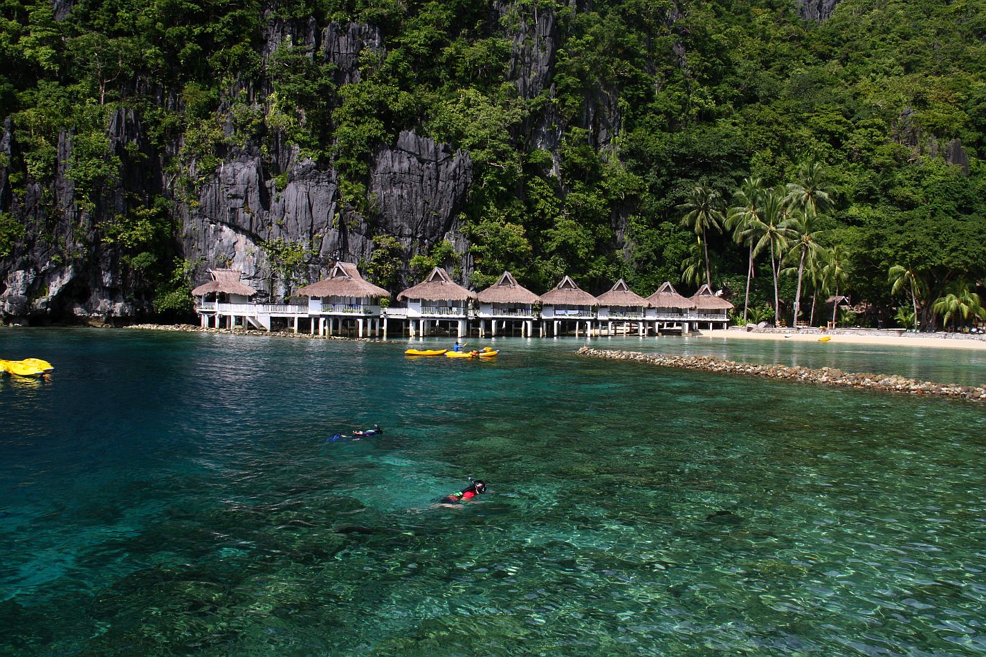 Bacuit Bay Brewhouse