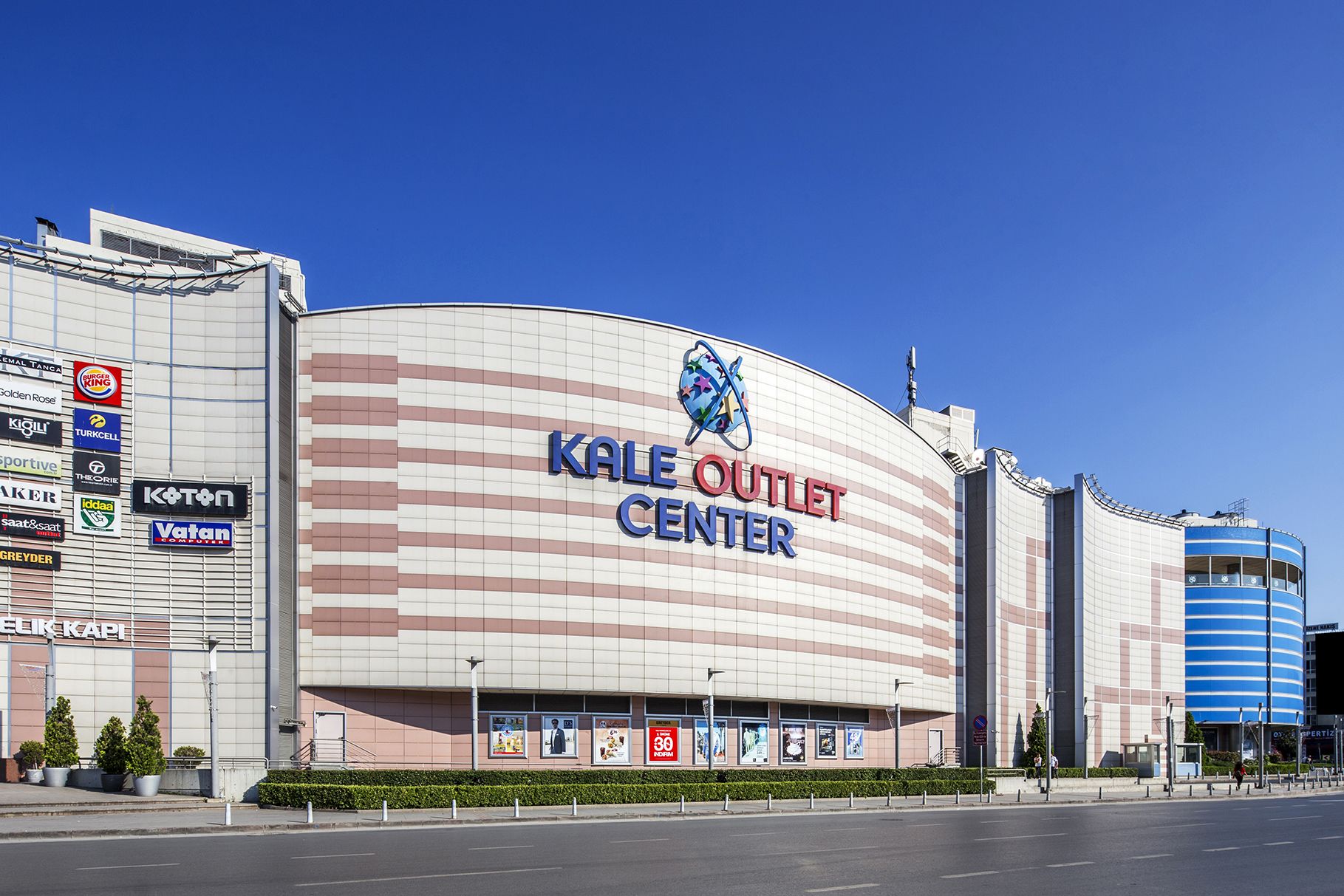 Kale Outlet Center