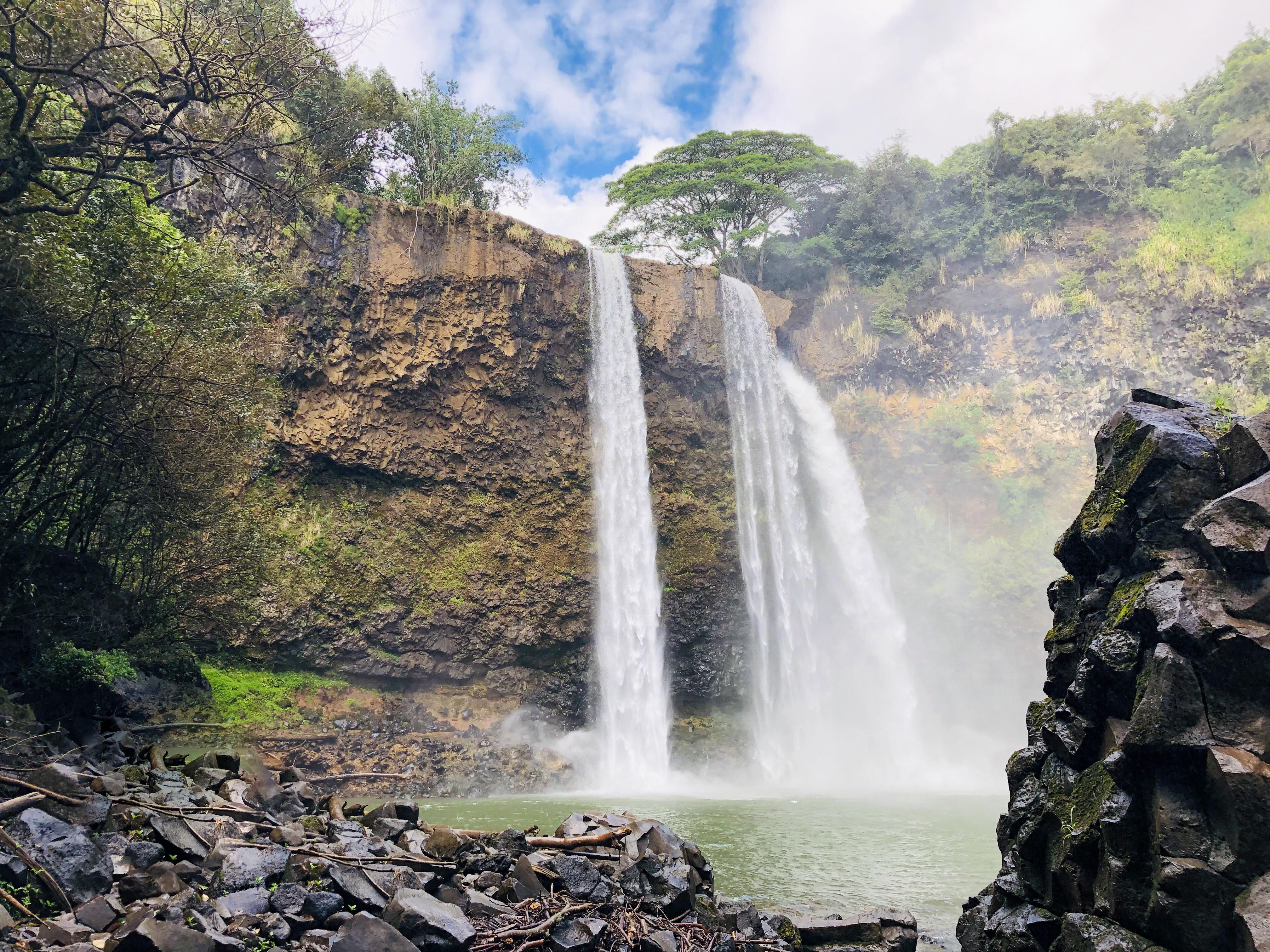 Shengjergji Waterfall
