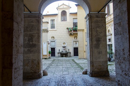 Palazzo Vecchiarelli