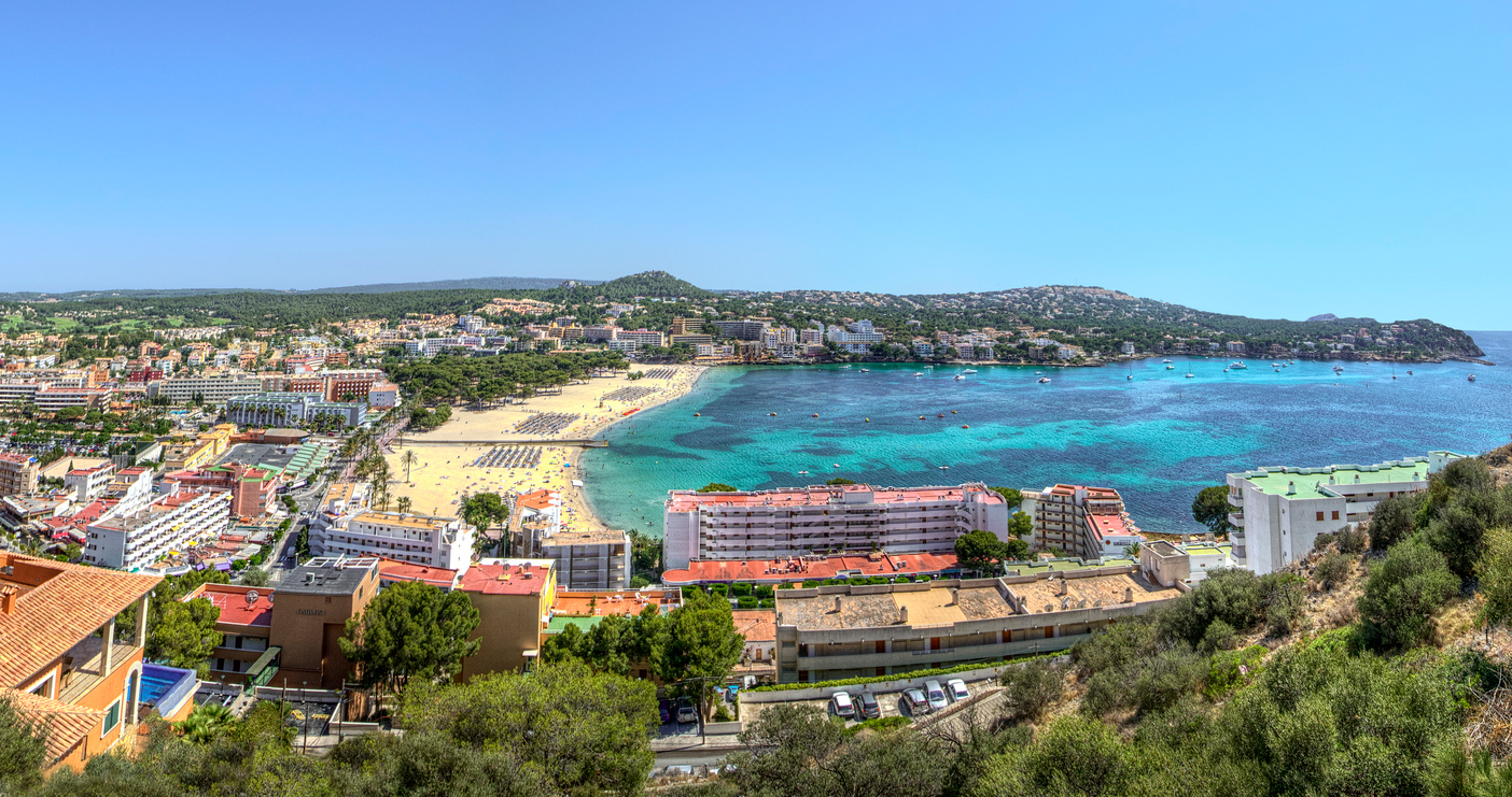 Manhattan's Santa Ponsa