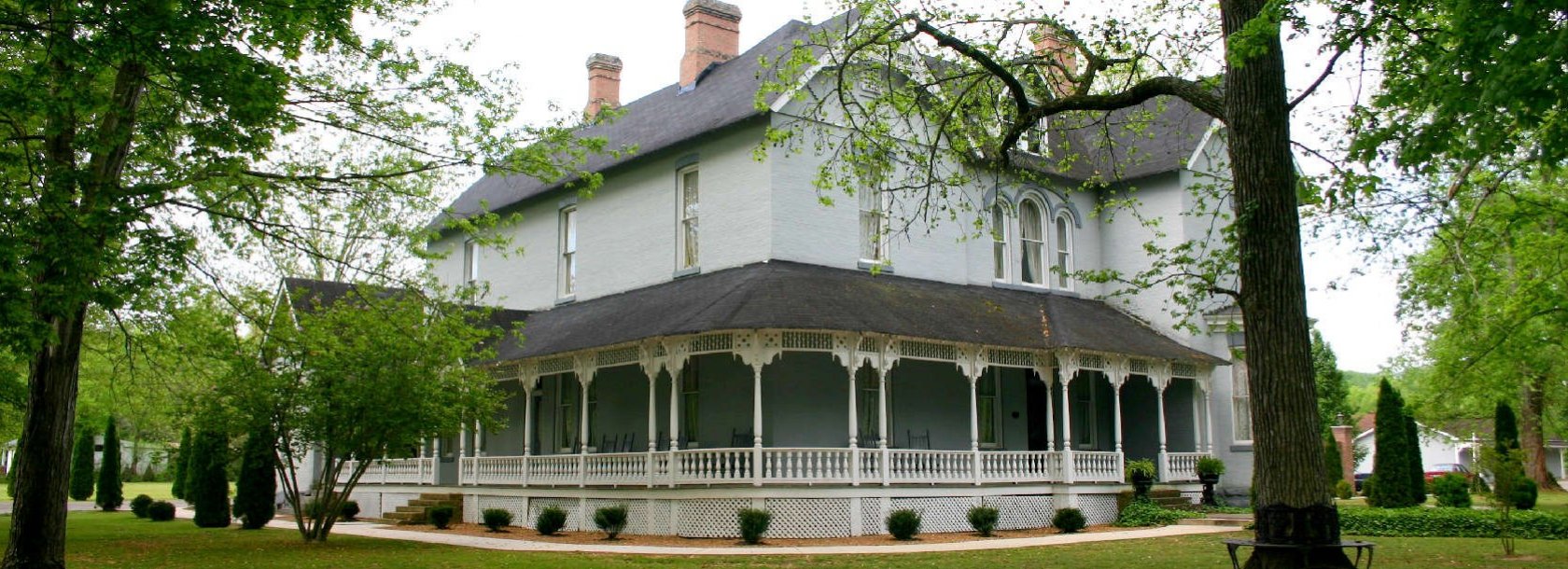 Falcon Rest Mansion & Gardens