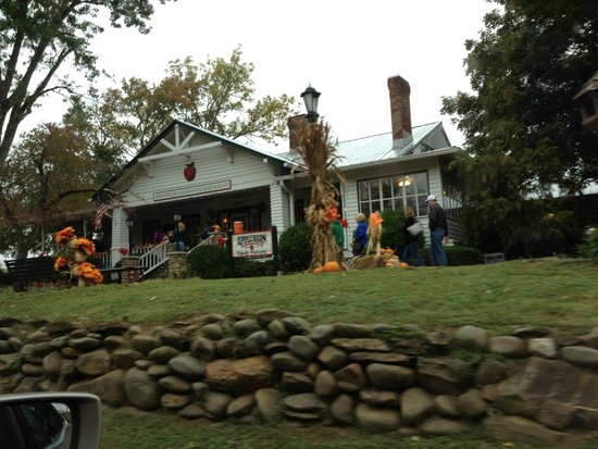 Apple Barn Cider House