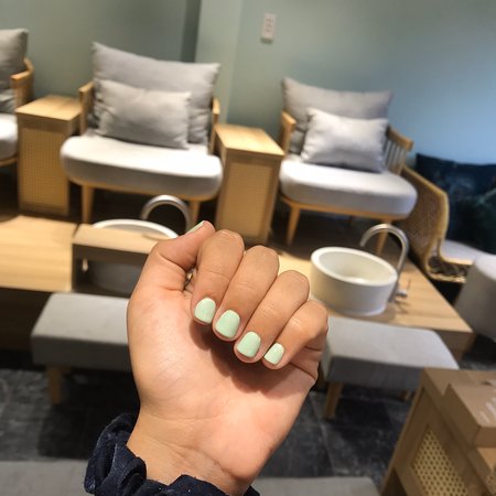 Sunday Beauty Bar