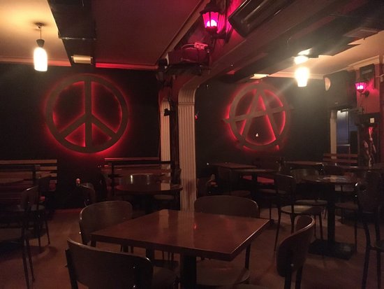 Kavel Rock Bar