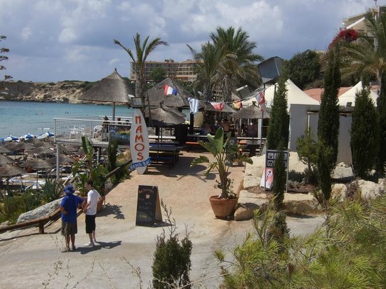 Namos Beach Bar
