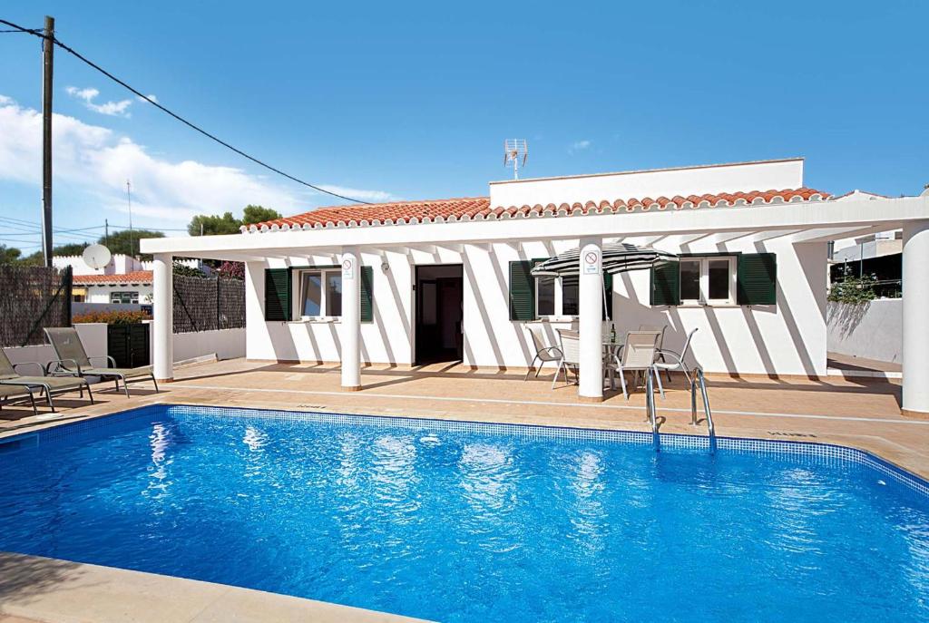 Ayashe Lounge & Sound