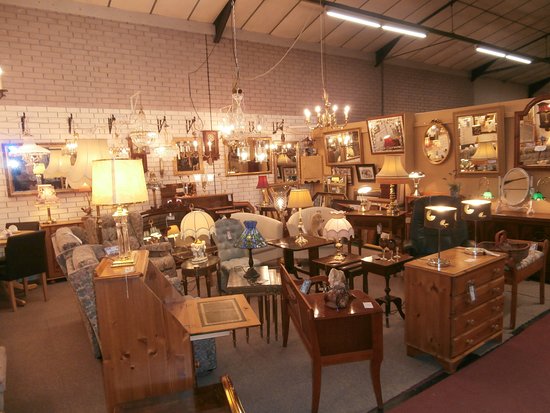 GB Antiques Centre