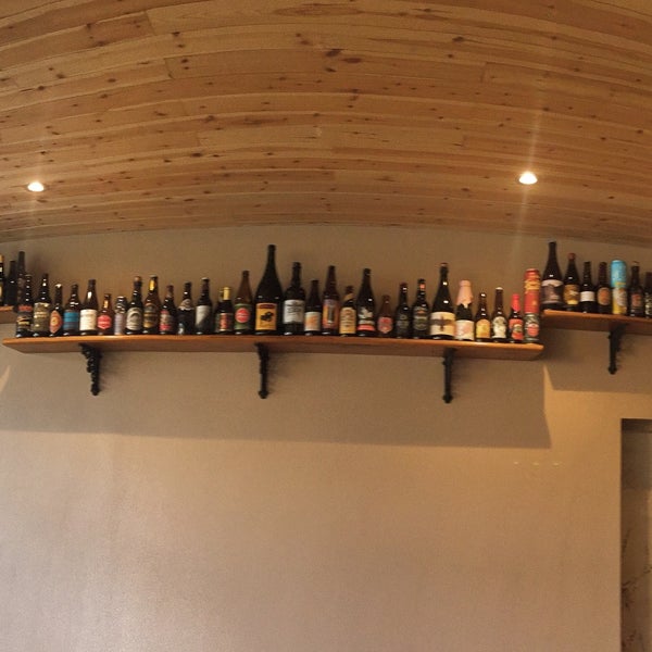 Breakwater Brewery & Taproom