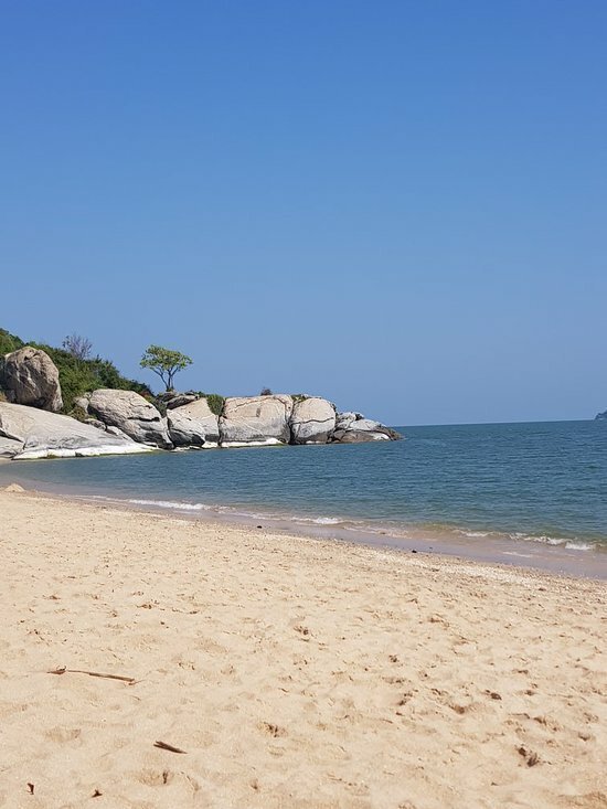 Sai Noi Beach
