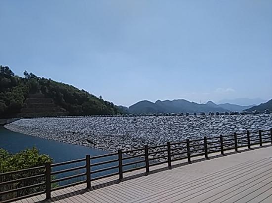 Minamiaki Dam