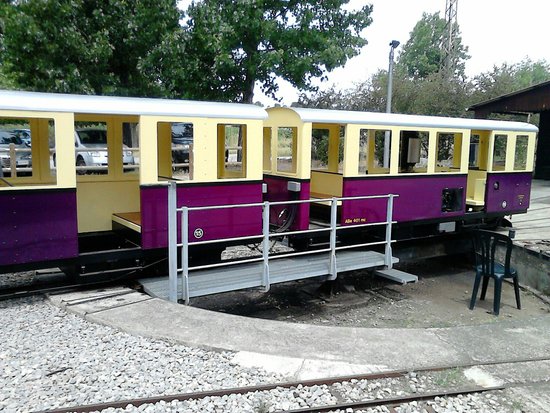 Tren de Palau