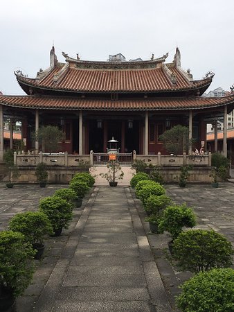 Jieyang Palace