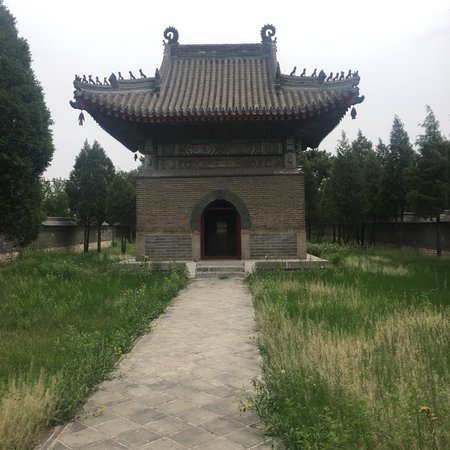 Liaoyang Tokyo Mausoleum