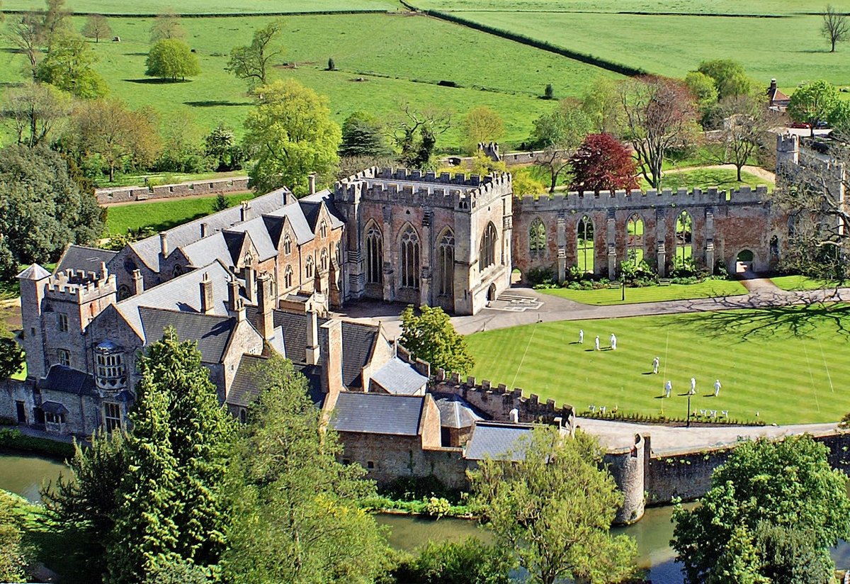 The Bishop's Palace and Gardens