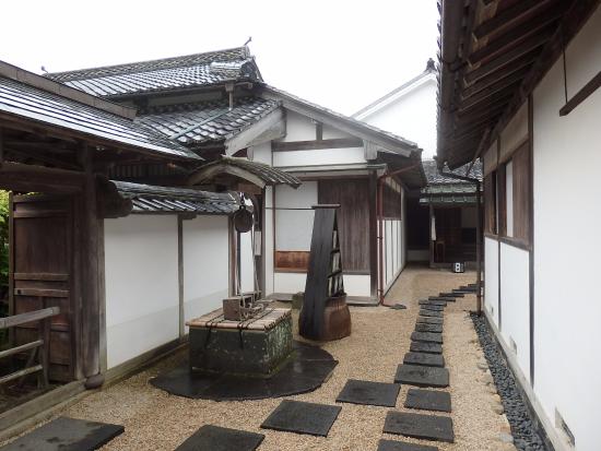 Kikuya Family Residence