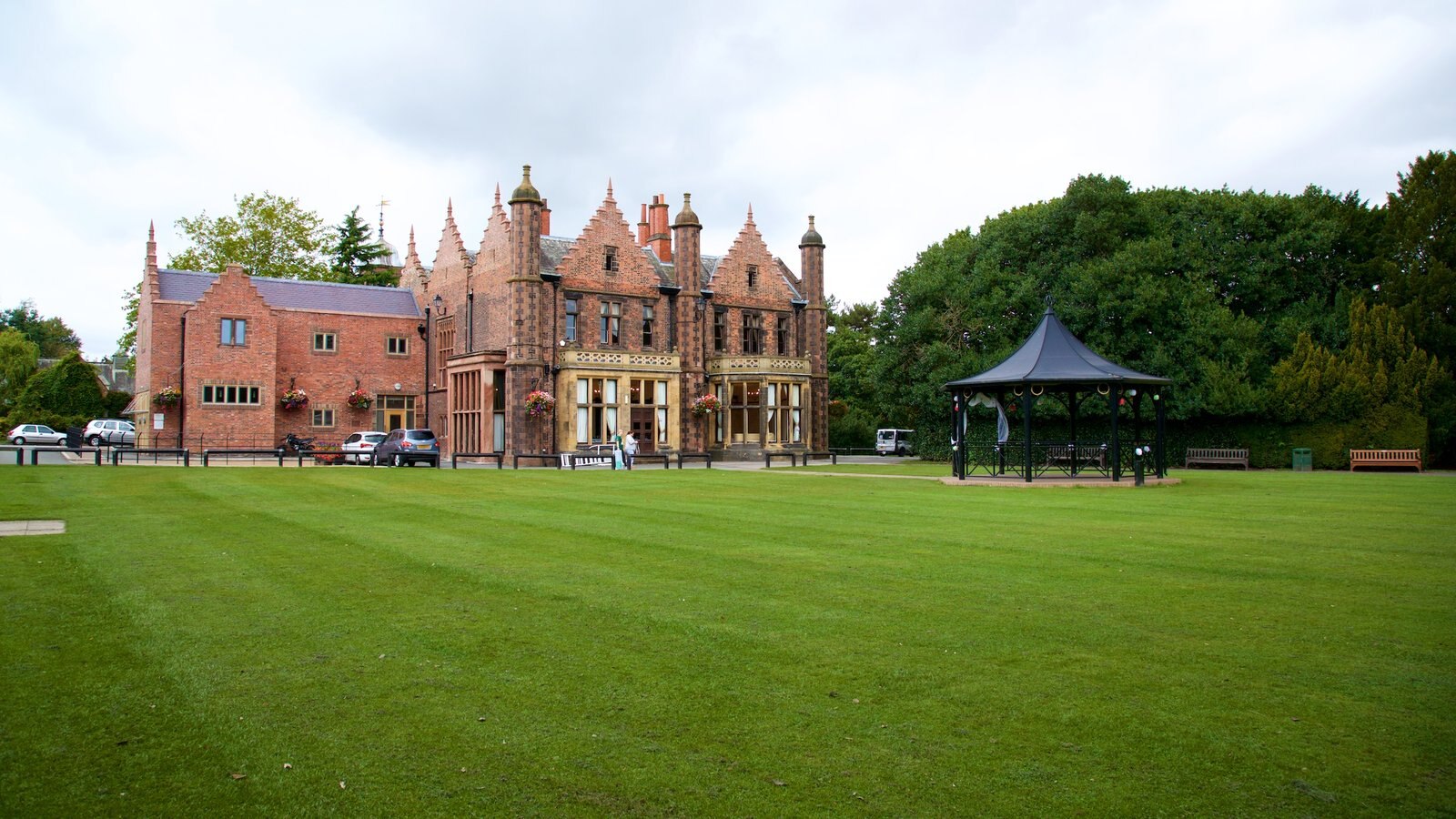 Walton Hall and Gardens