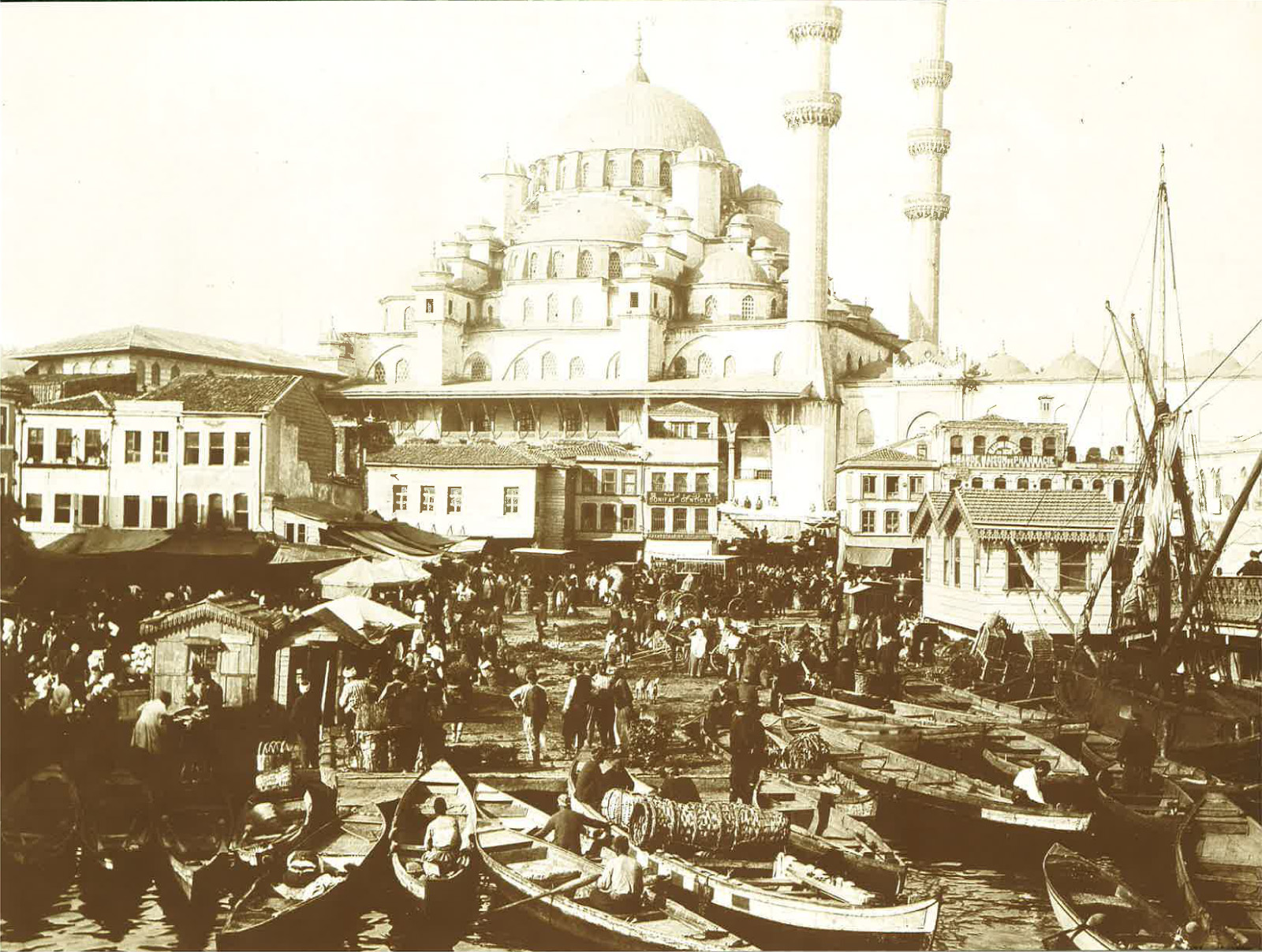 Eminonu Square