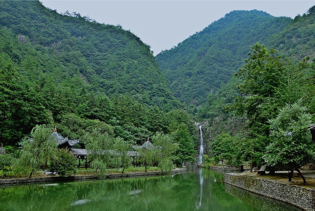 Heyuanhuo Scenic Resort
