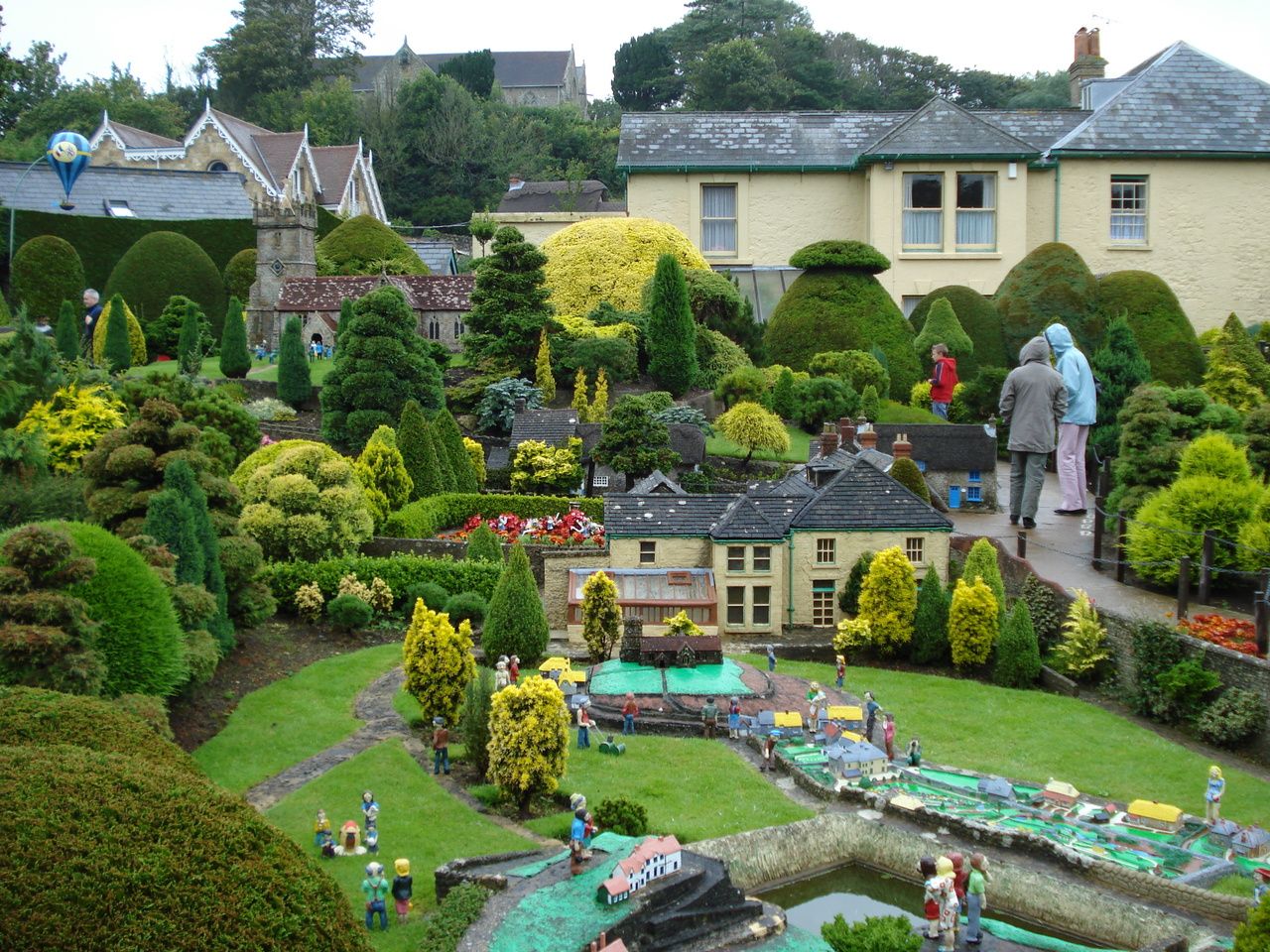 Godshill Model Village