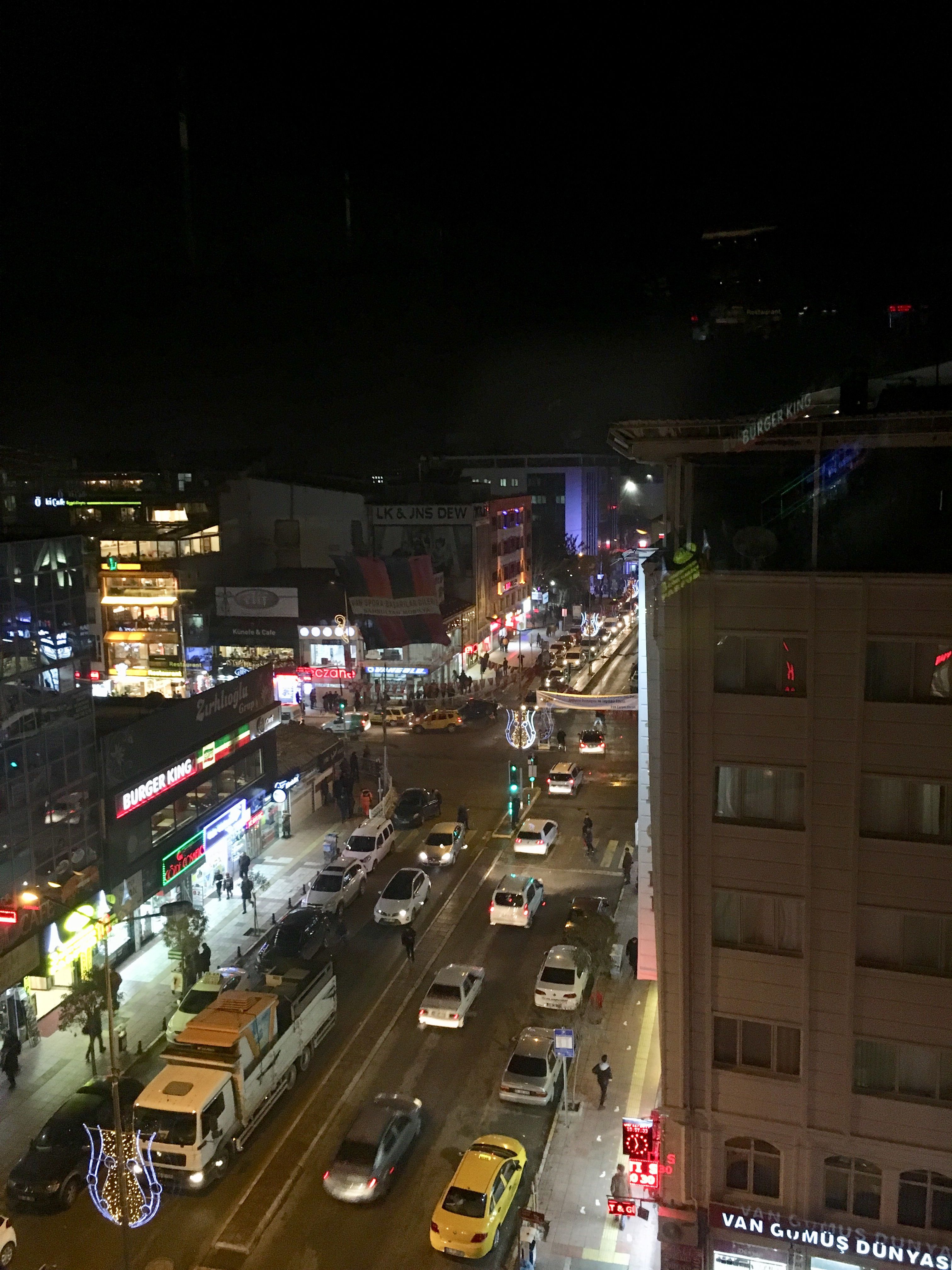 Cumhuriyet Caddesi