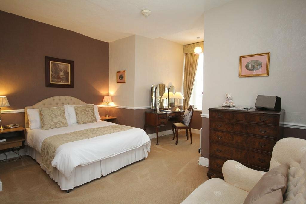 Alcombe Complementary Health & Beauty Centre