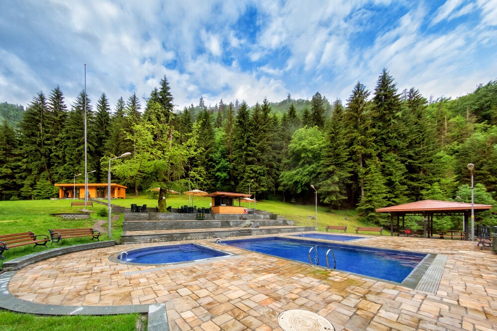 Borjomi Sulfur Pools