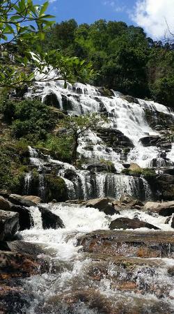 Mae Ya Waterfall