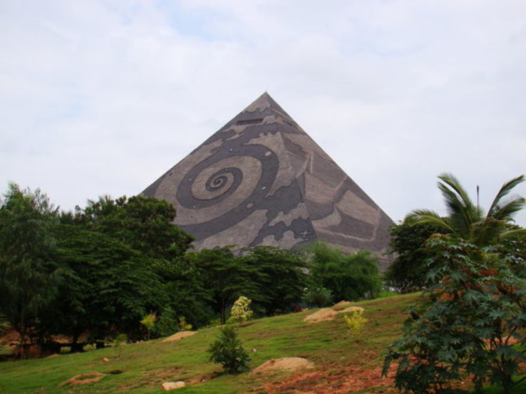 Pyramid Valley International