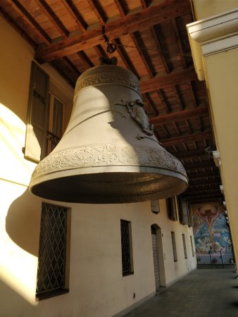 Campana di Peppone