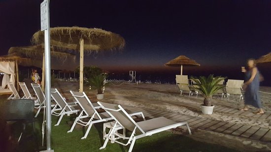 Cafè Set Beach