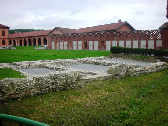 Borgo di Pollenzo