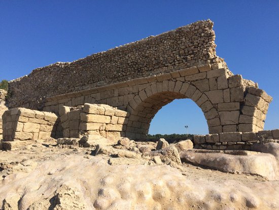 Aqueduct of Caesarea (Mei Kedem)