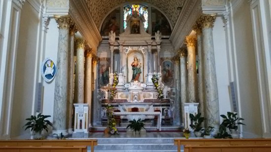 Basilica Maria SS. delle Grazie della Quercia di Visora