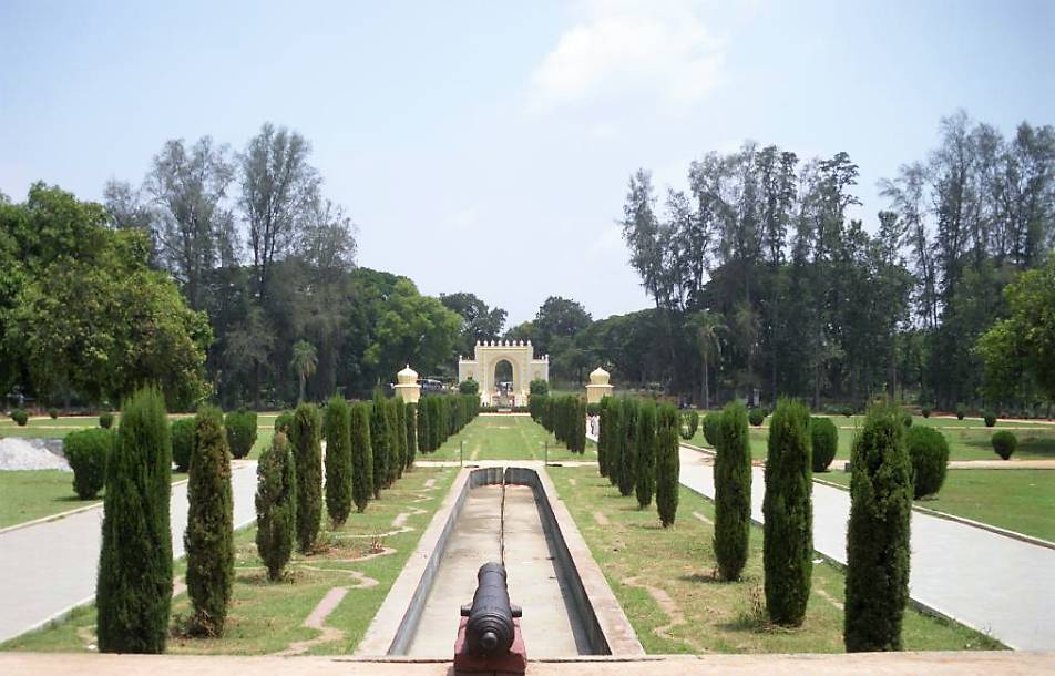 Daria Daulat Bagh
