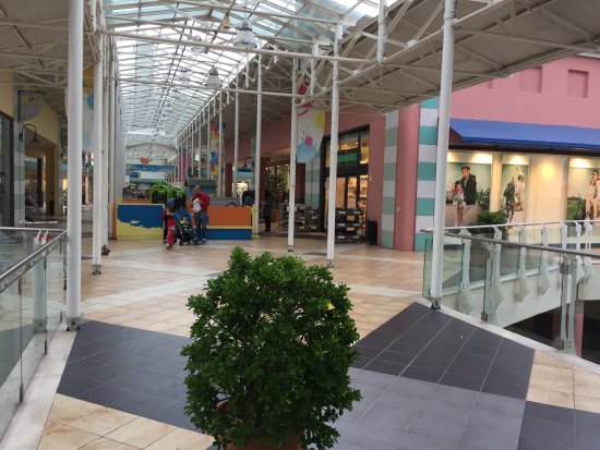 Centro Commerciale L'Arca