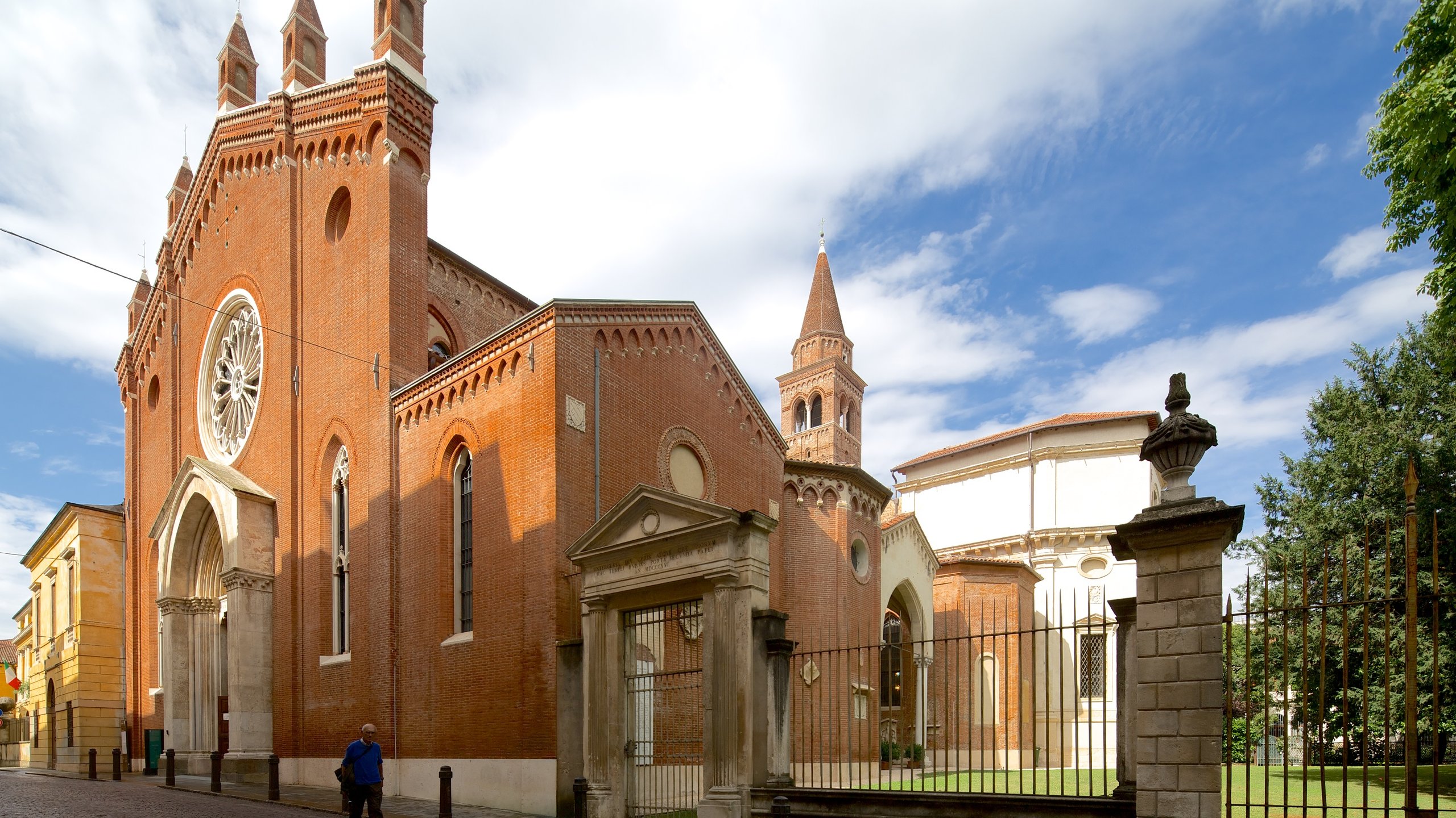 Chiesa di Santa Corona