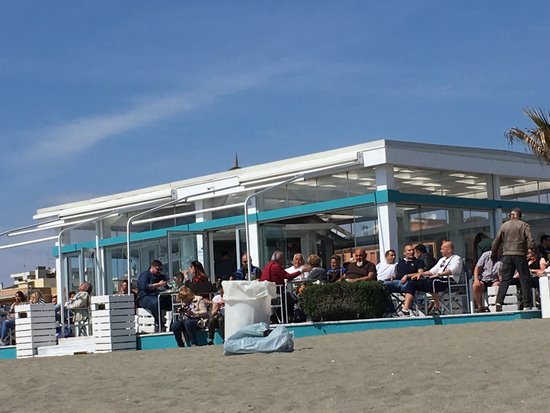 Il Curvone Beach Bar