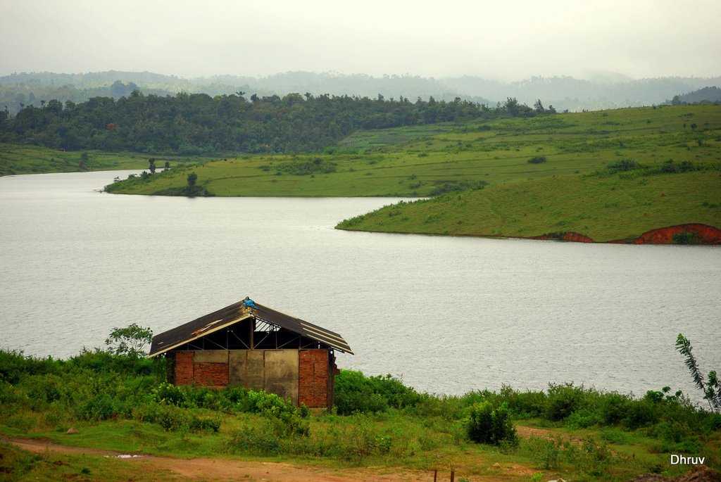 Karapuzha Dam
