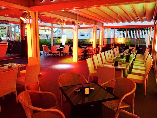 Intrigo Cafe