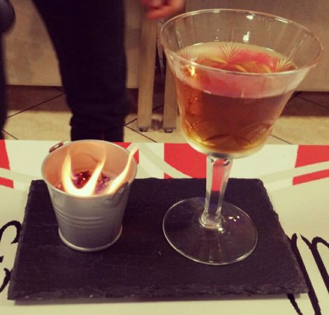 Intrabar Lounge - Il Salotto del Buon Bere
